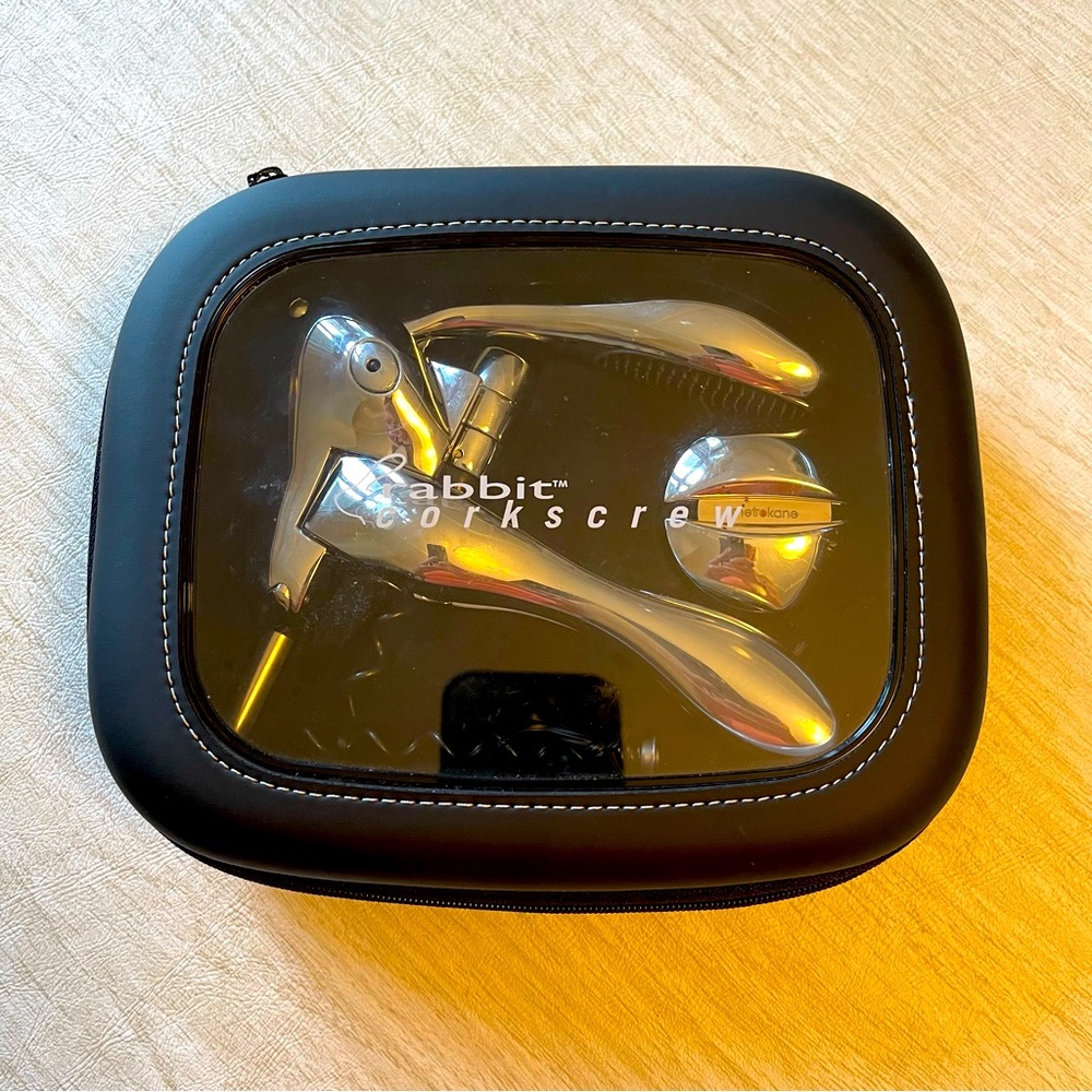 The Zippity Rabbit CorkScrew New in Case